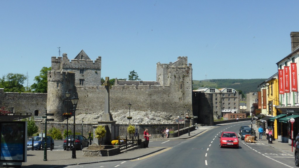 P1080233 Cahir Castle