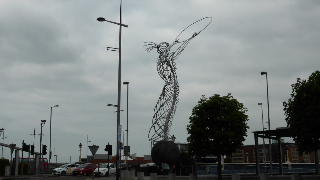 P1090386 Belfast - Beacon of Hope