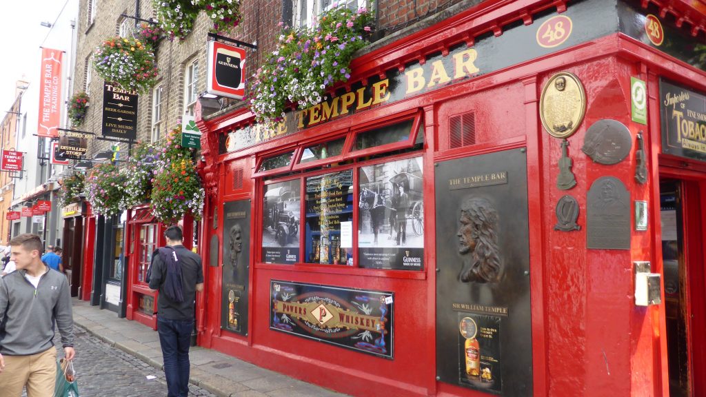 P1090451 Dublin - Temple Bar