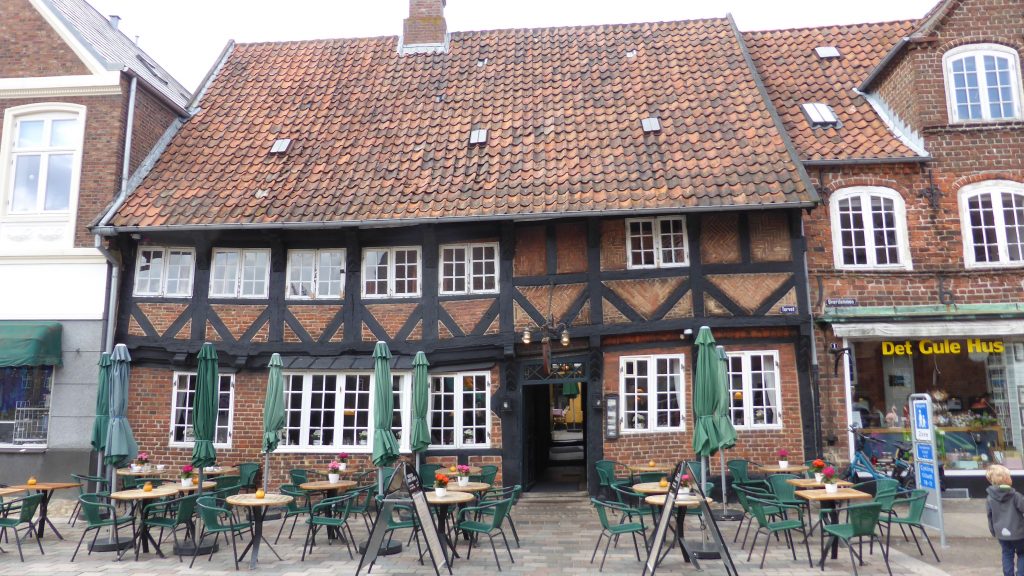P1090841 Ribe oudste restaurant ong 1600